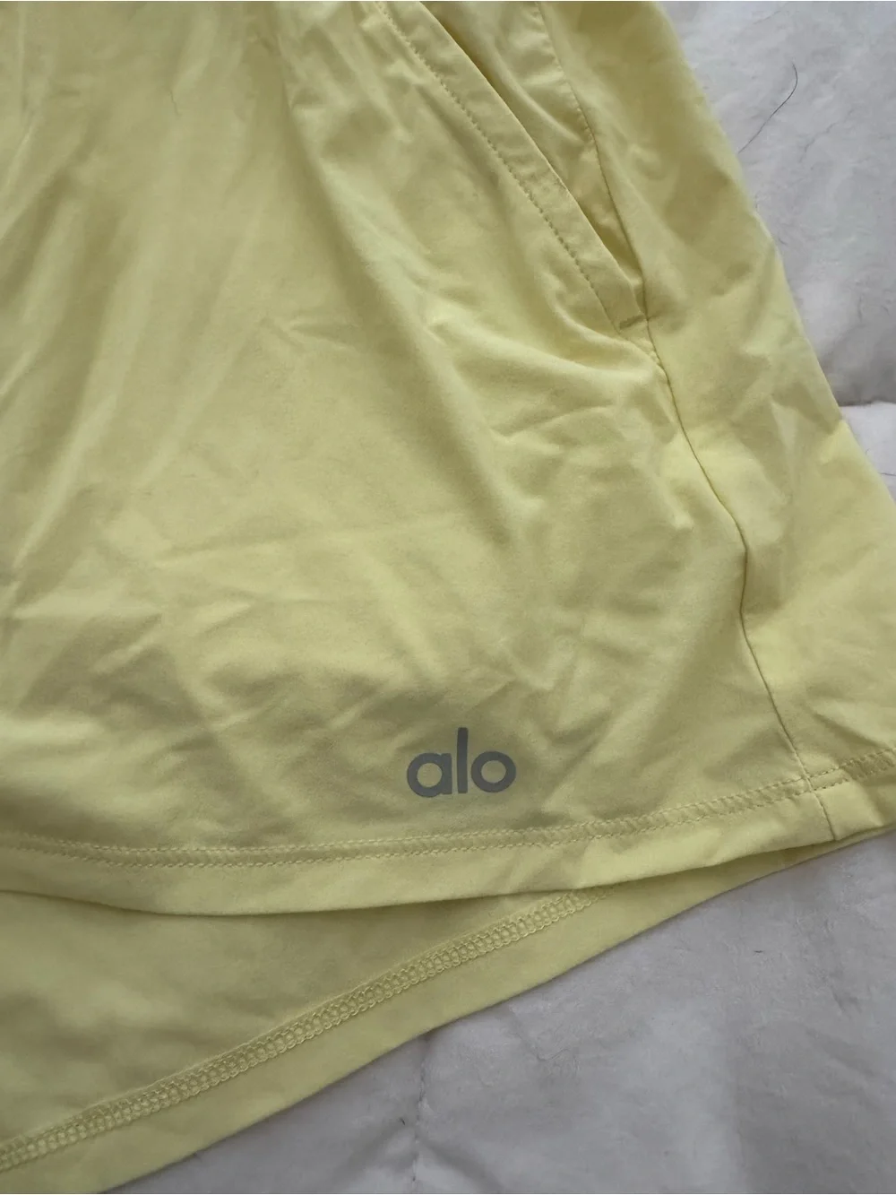 ALO Yoga Women’s Lemon Yellow Athletic Shorts and bra